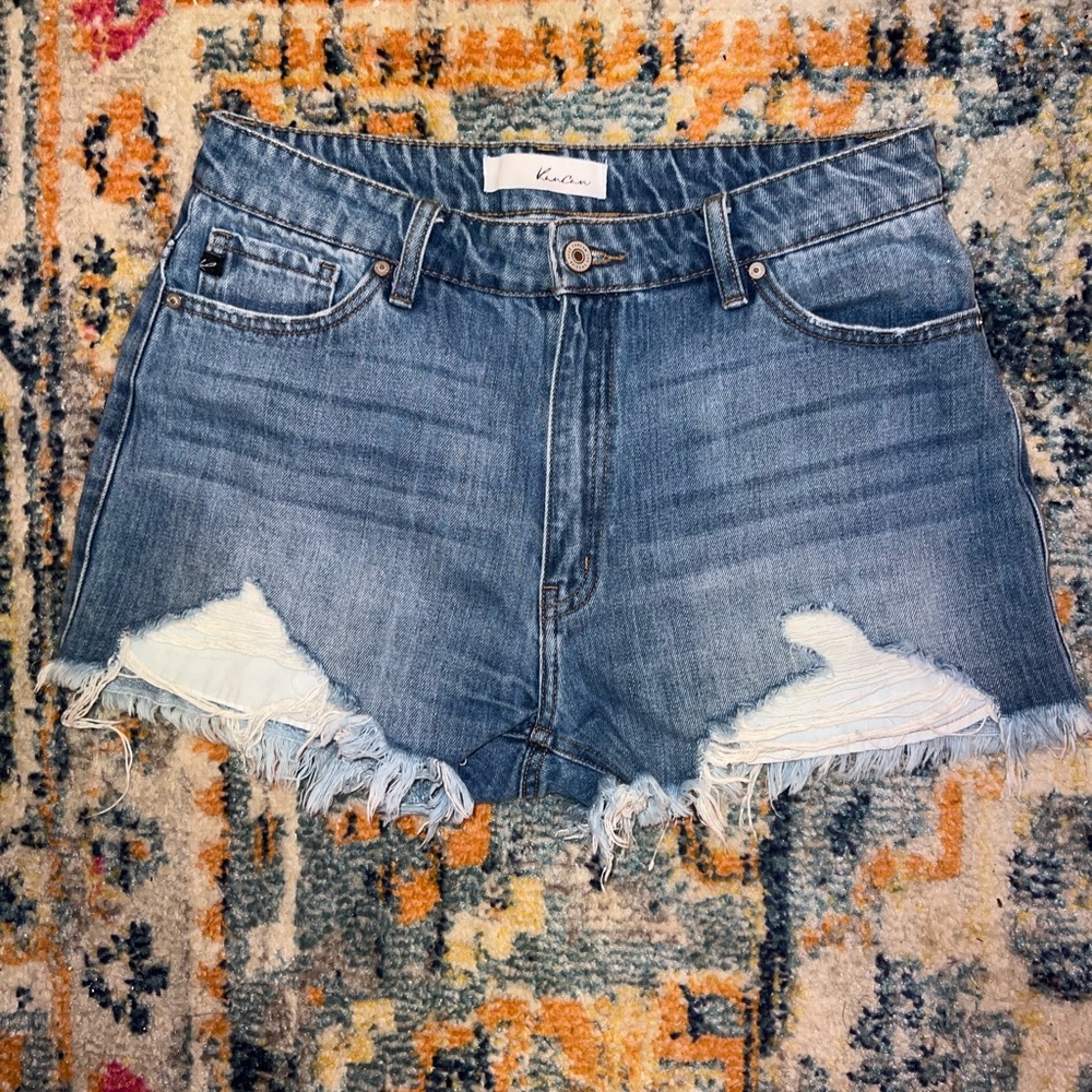 Kan Can shorts